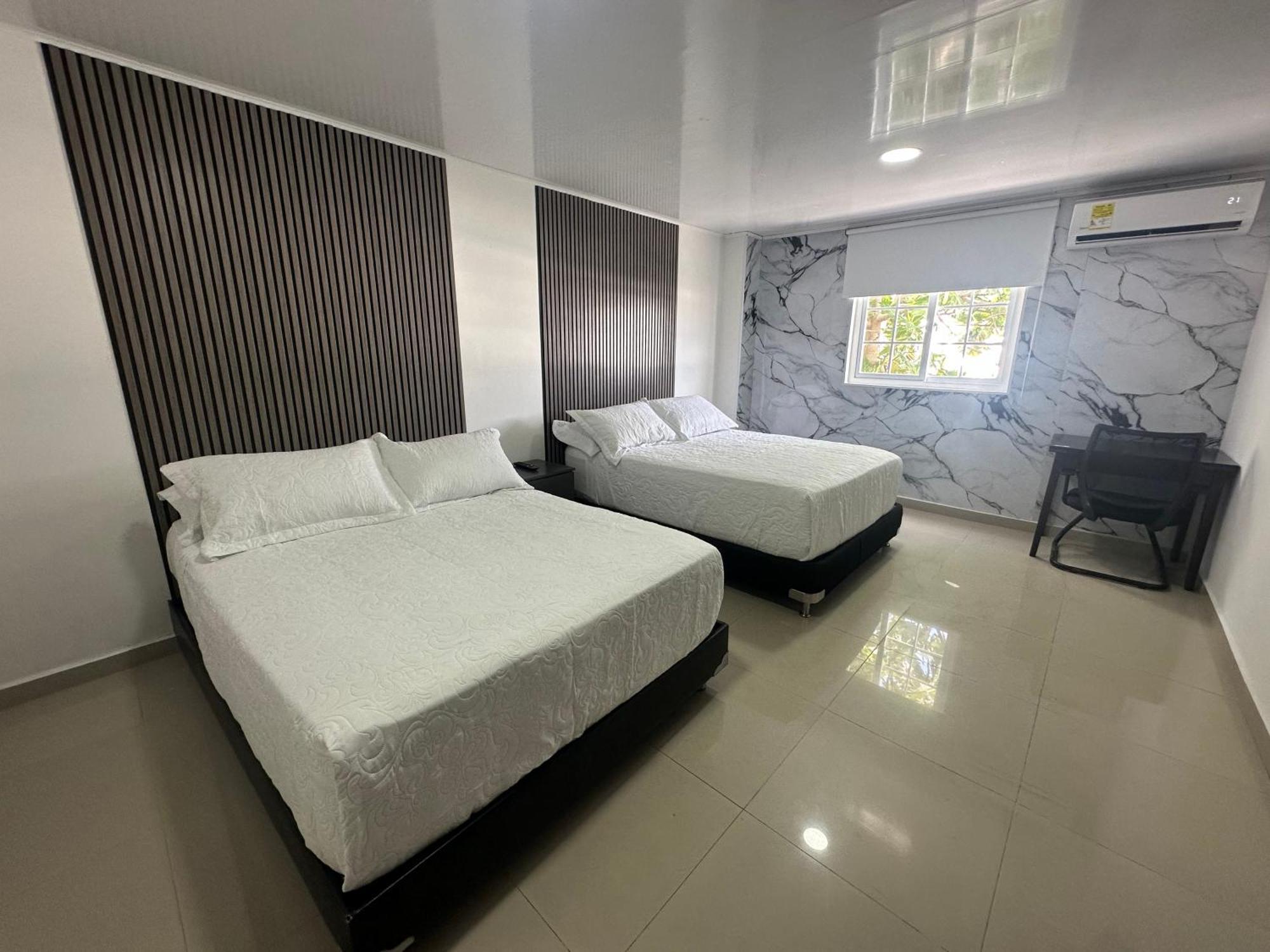 Apartahotel Plaza San Andres  Exterior photo