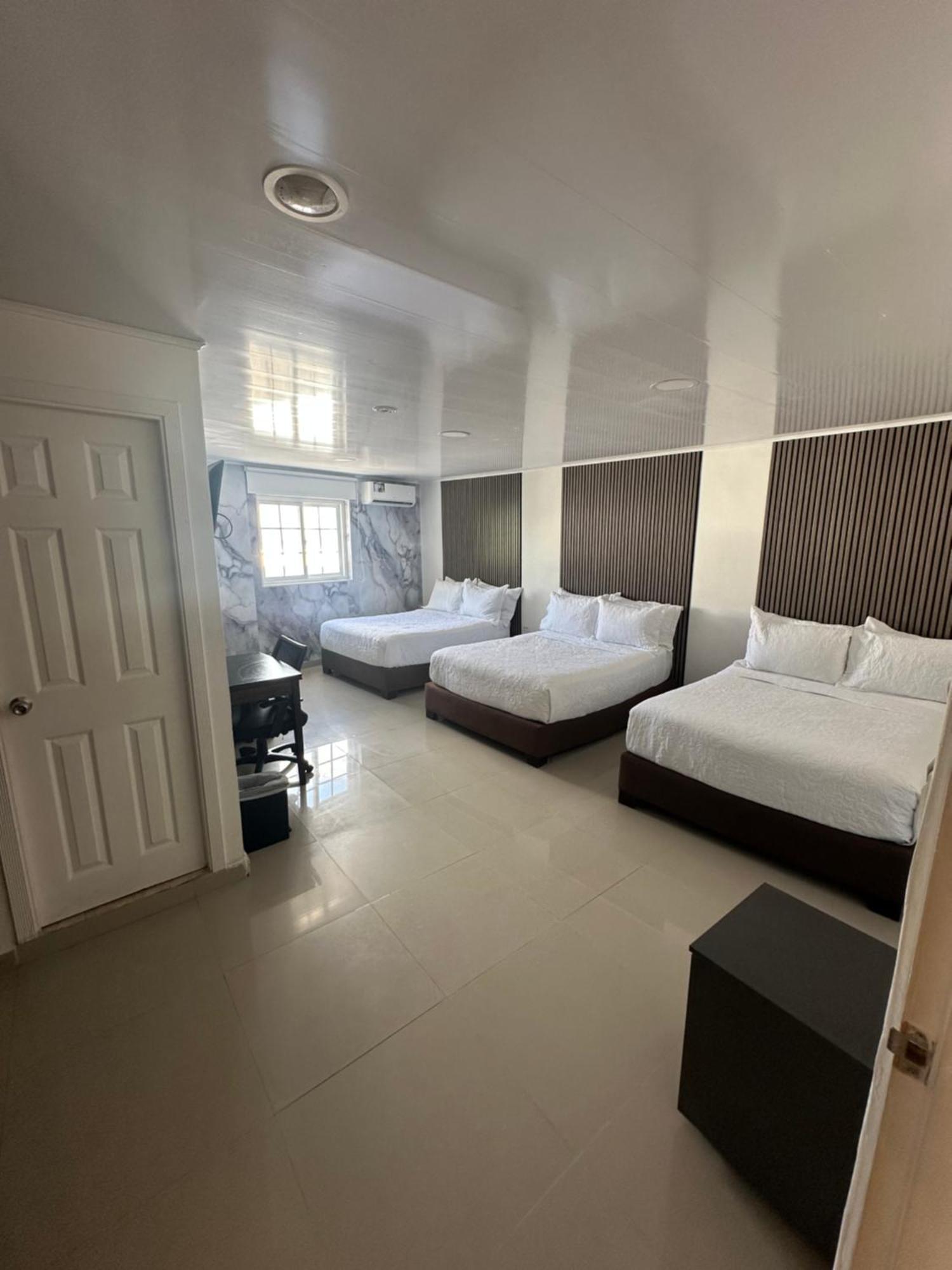 Apartahotel Plaza San Andres  Exterior photo